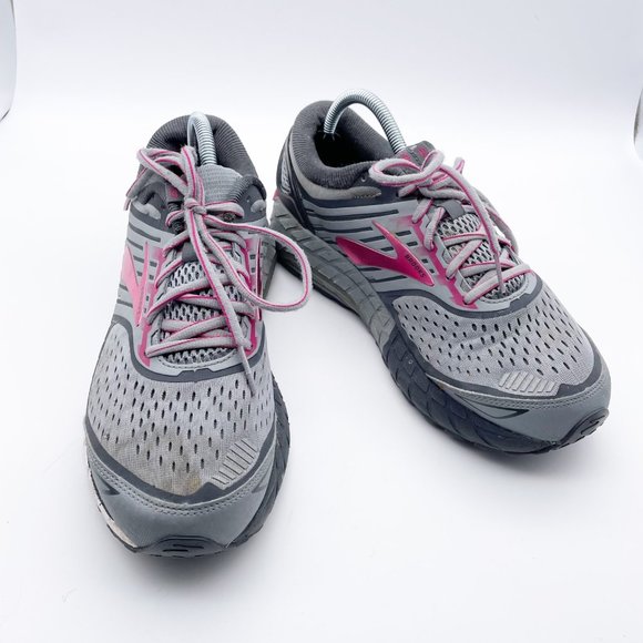 Brooks Woman's Sz 11 Gray and Pink Ariel 18 Running‎ Athletic Tennis Shoes - Picture 1 of 12